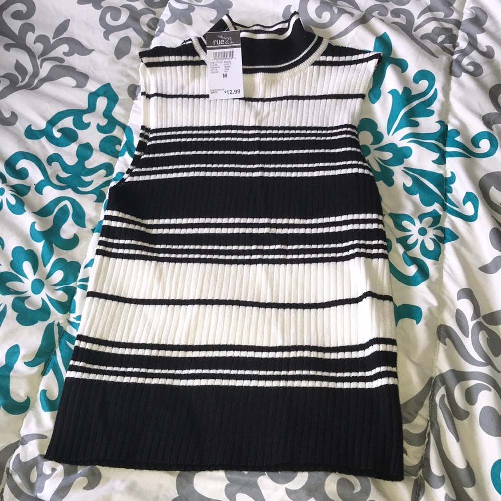 Sleeveless top